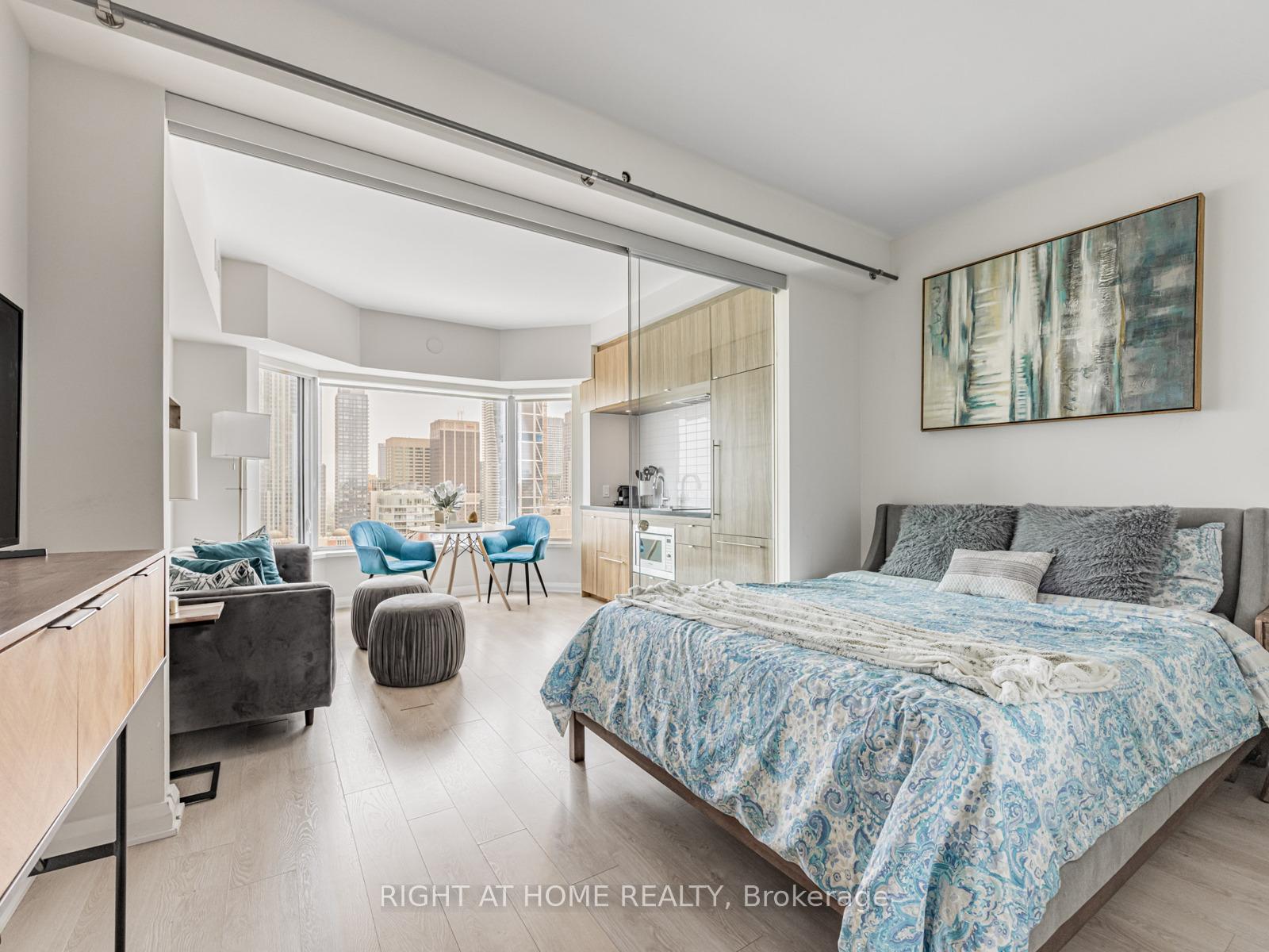 1 Bedroom Condo at 155 Yorkville, Toronto For sale