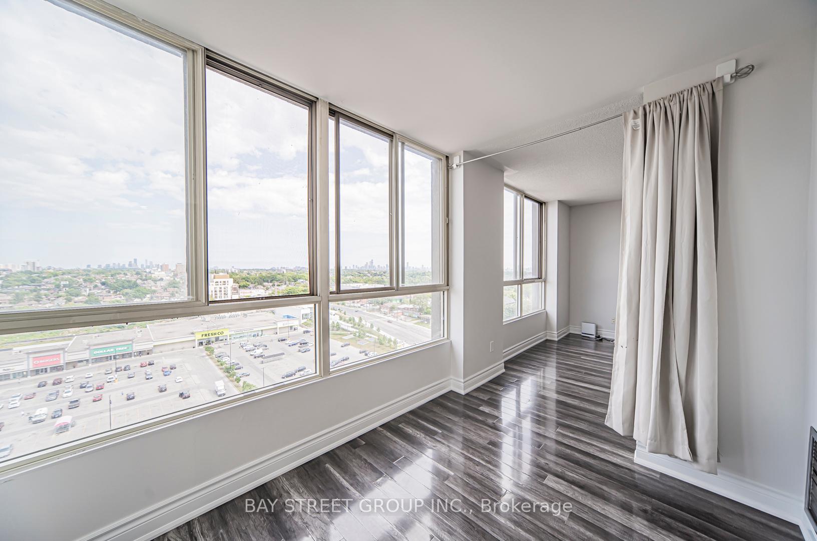 3 Bedrooms Condo at 2470 Eglinton, Toronto For sale