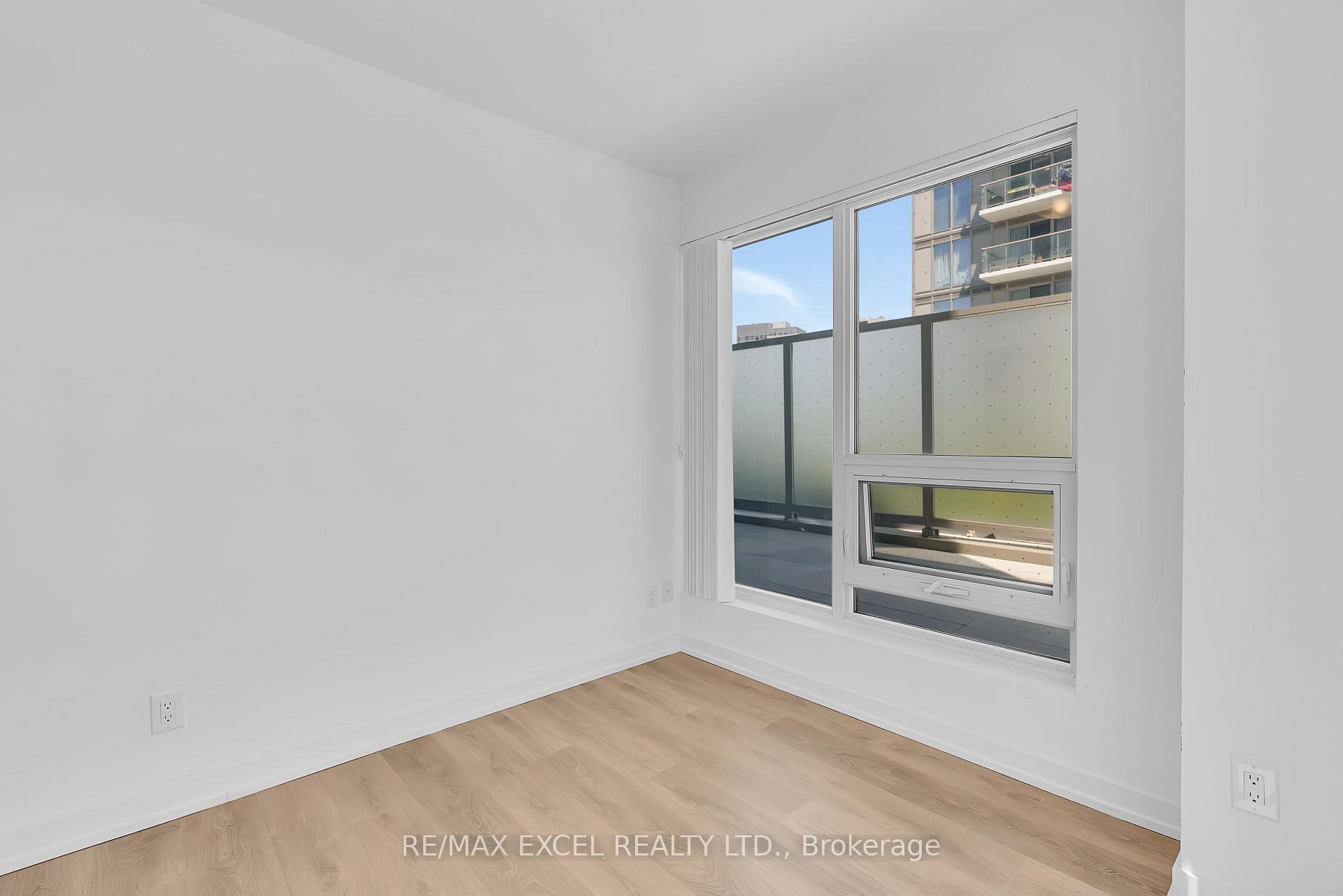 2 Bedrooms Condo at 2031 Kennedy, Toronto For sale