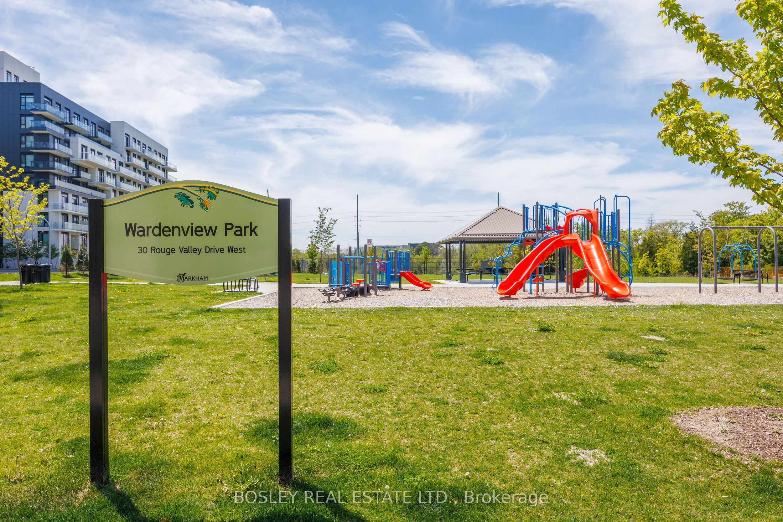 8 Rouge Valley Drive W, #908
