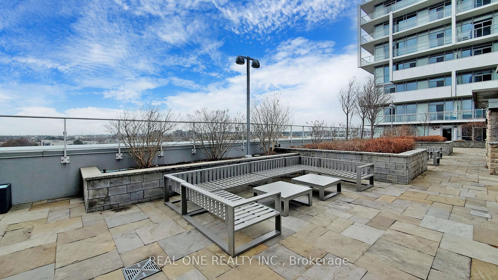 1 Bedroom Condo at 55 SPEERS, Oakville For sale