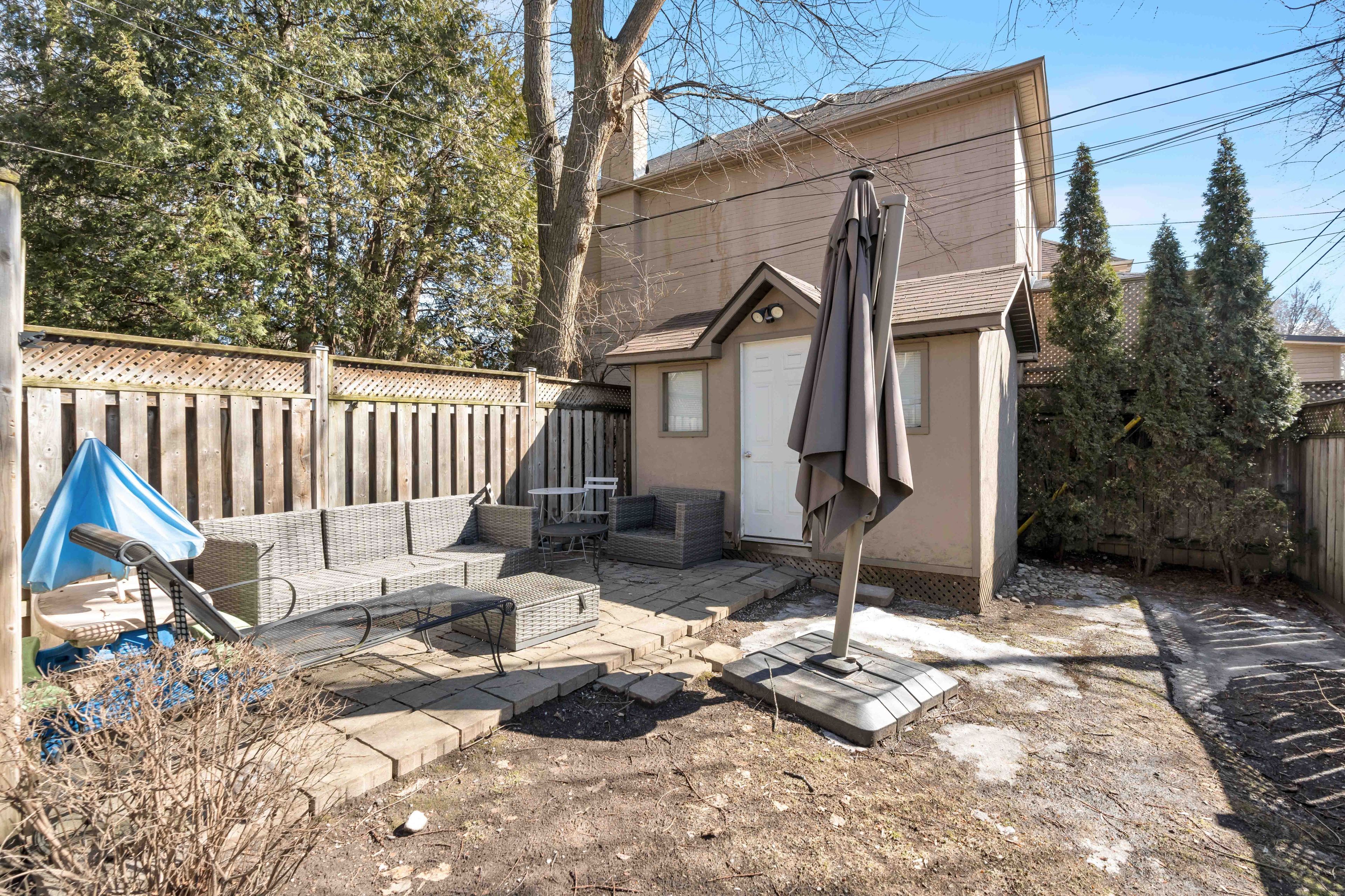 469 Roselawn Avenue