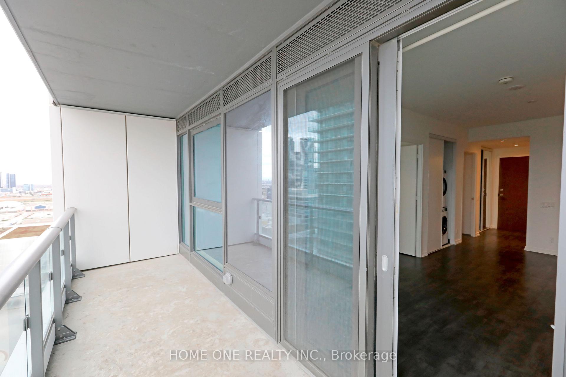2 Bedrooms Condo at 1000 Portage,  Vaughan For sale