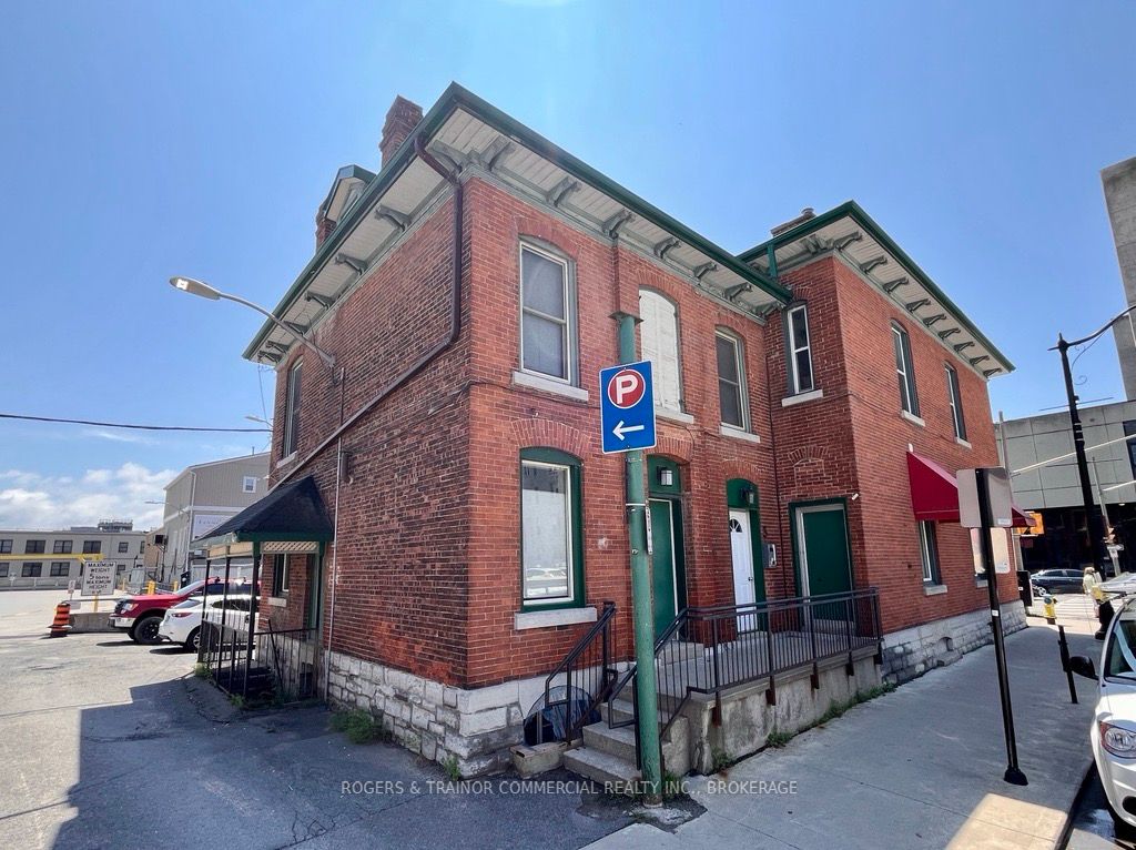 163 BROCK Street