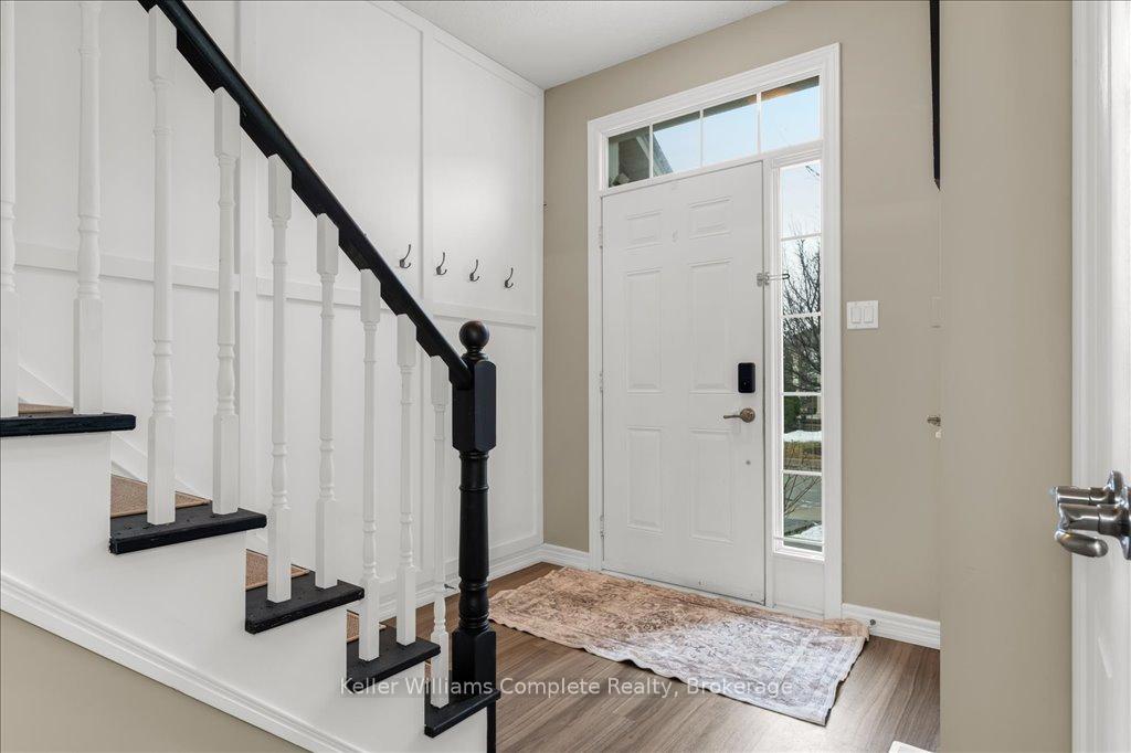 3 Bedrooms Condo at 6 Liddycoat,  Hamilton For sale