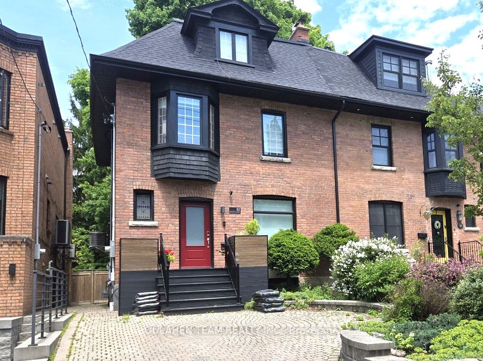 12 Duggan Avenue