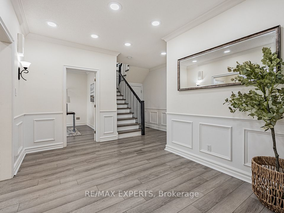 32 Rosebury Lane