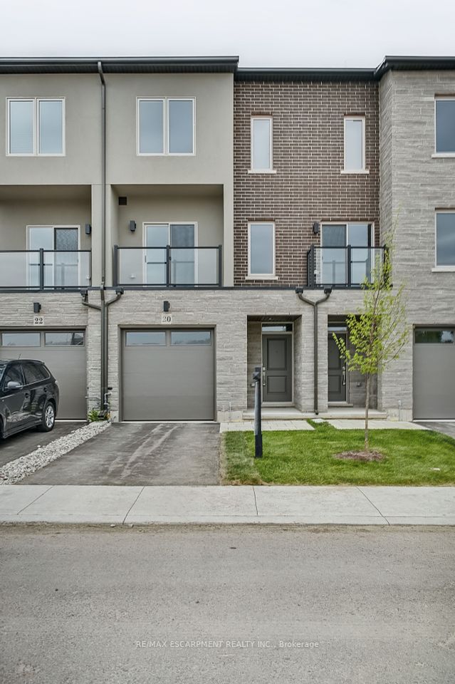 20 Clear Valley Lane