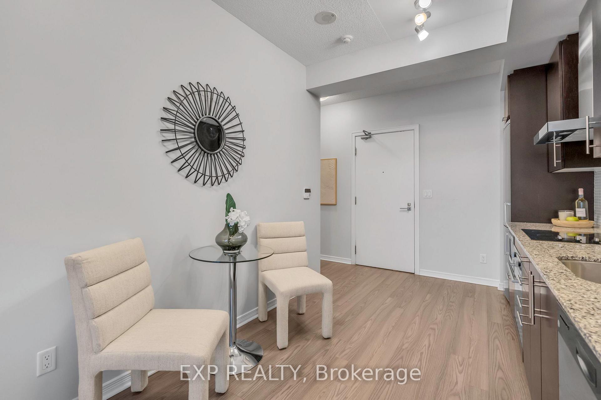 1 Bedroom Condo at 352 Front, Toronto For sale