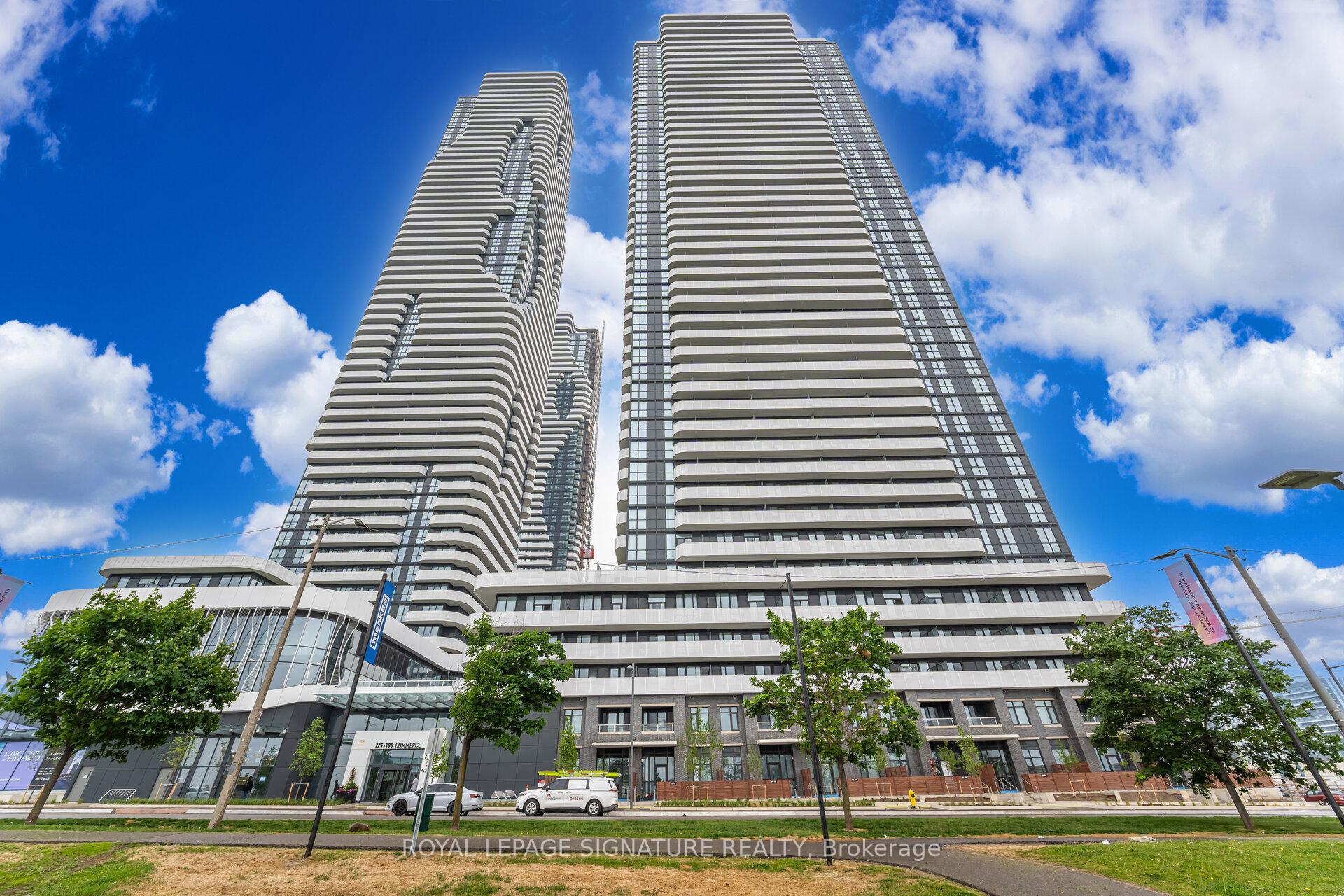 2 Bedrooms Condo at 195 Commerce, Vaughan For sale