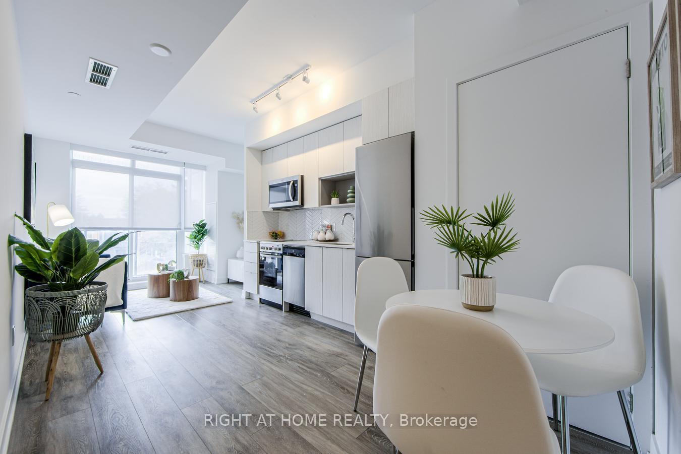 1 Bedroom Condo at 630 Greenwood, Toronto For sale