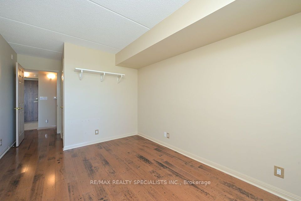 Laminate Flooring
