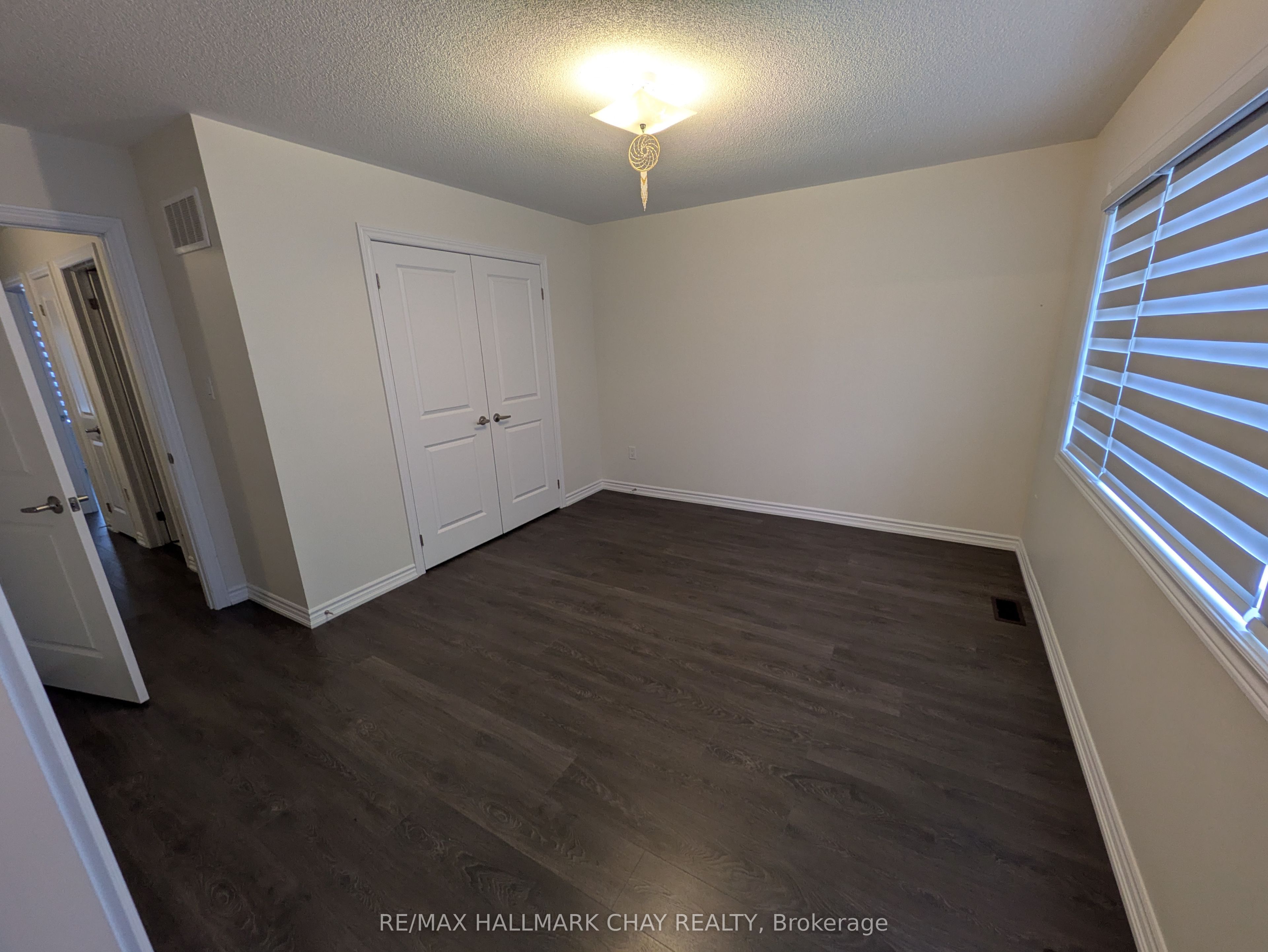 71 Valleybrook Road