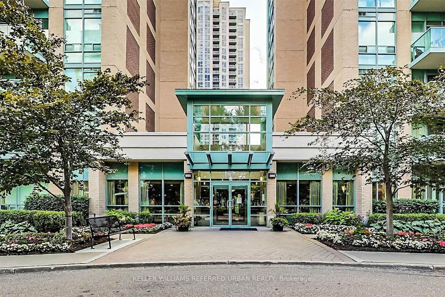 9 Michael Power Place, #1208