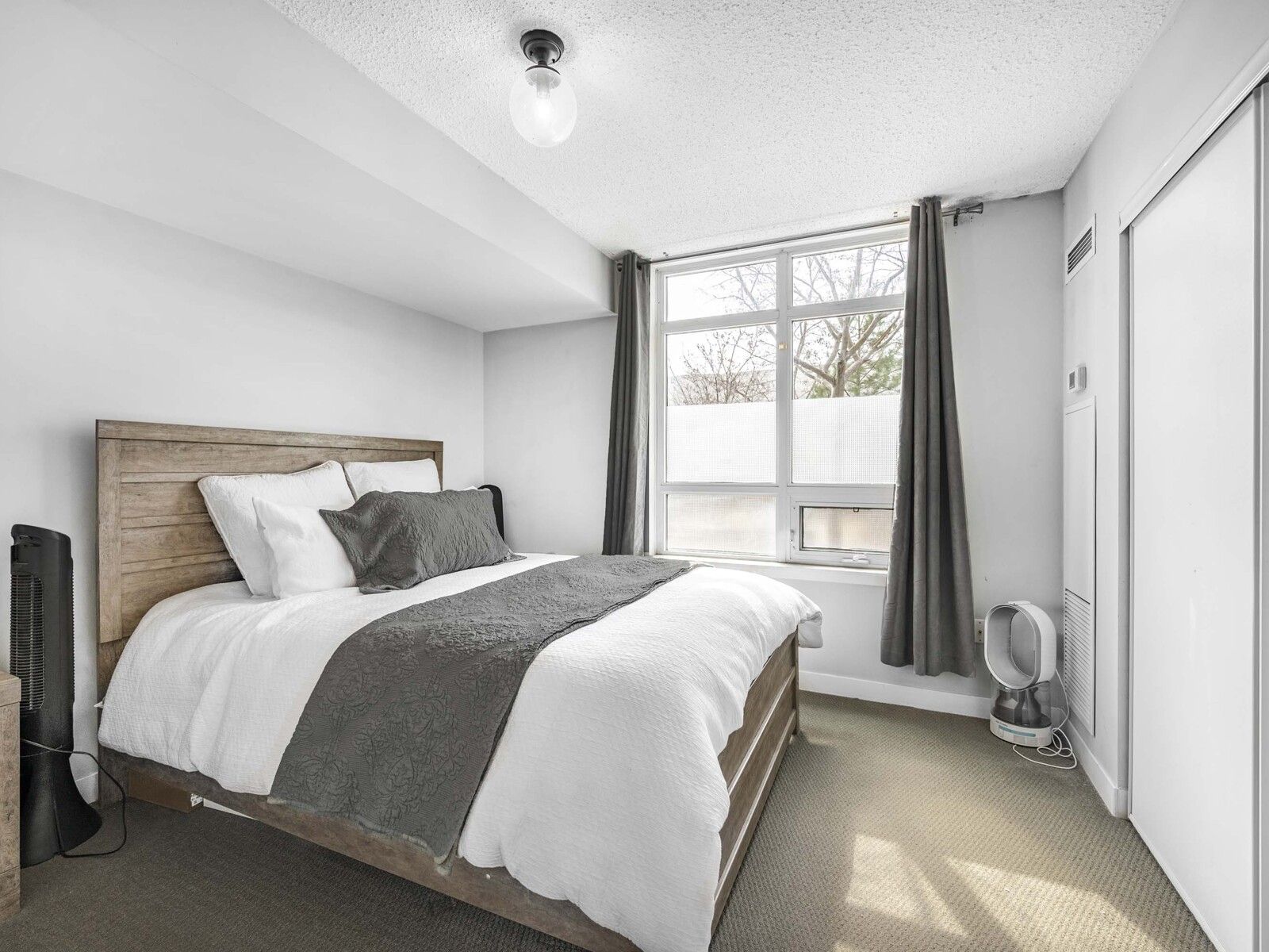 816 Lansdowne Avenue 114