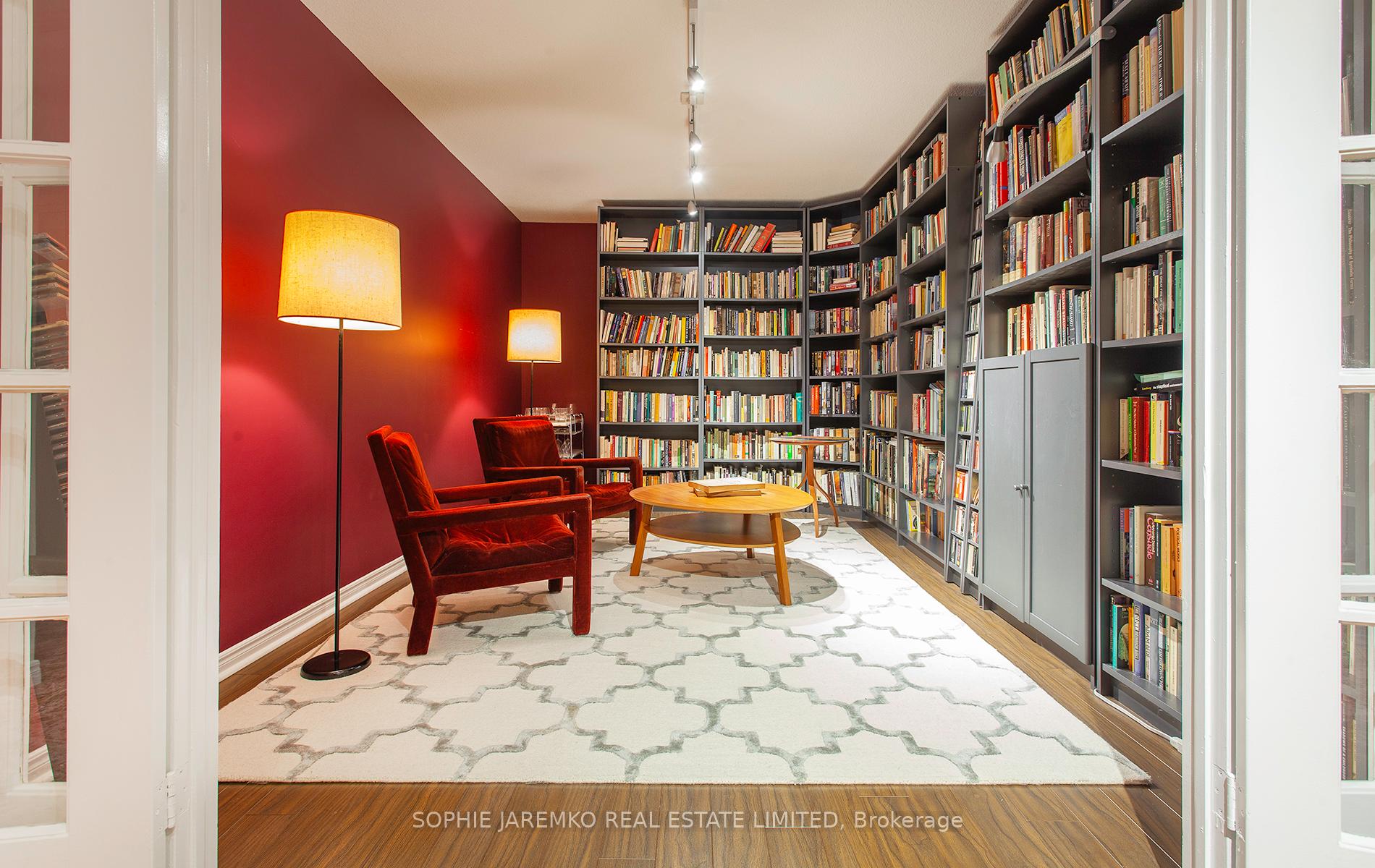 3 Bedrooms Condo at 160 Frederick,  Toronto For sale