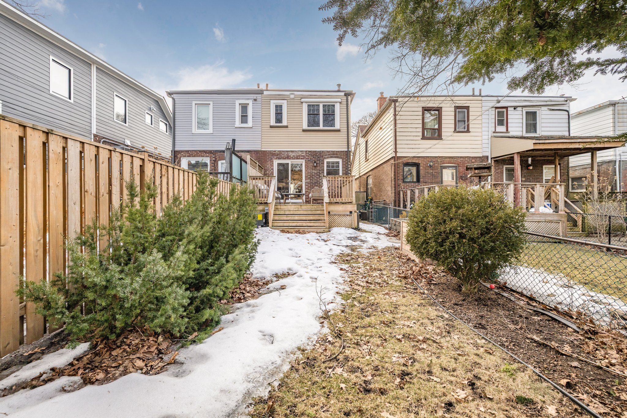 407 Kingswood Road