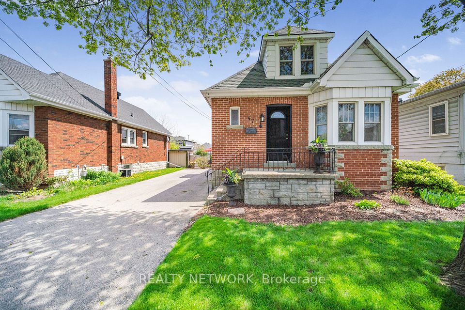 47 East 15th