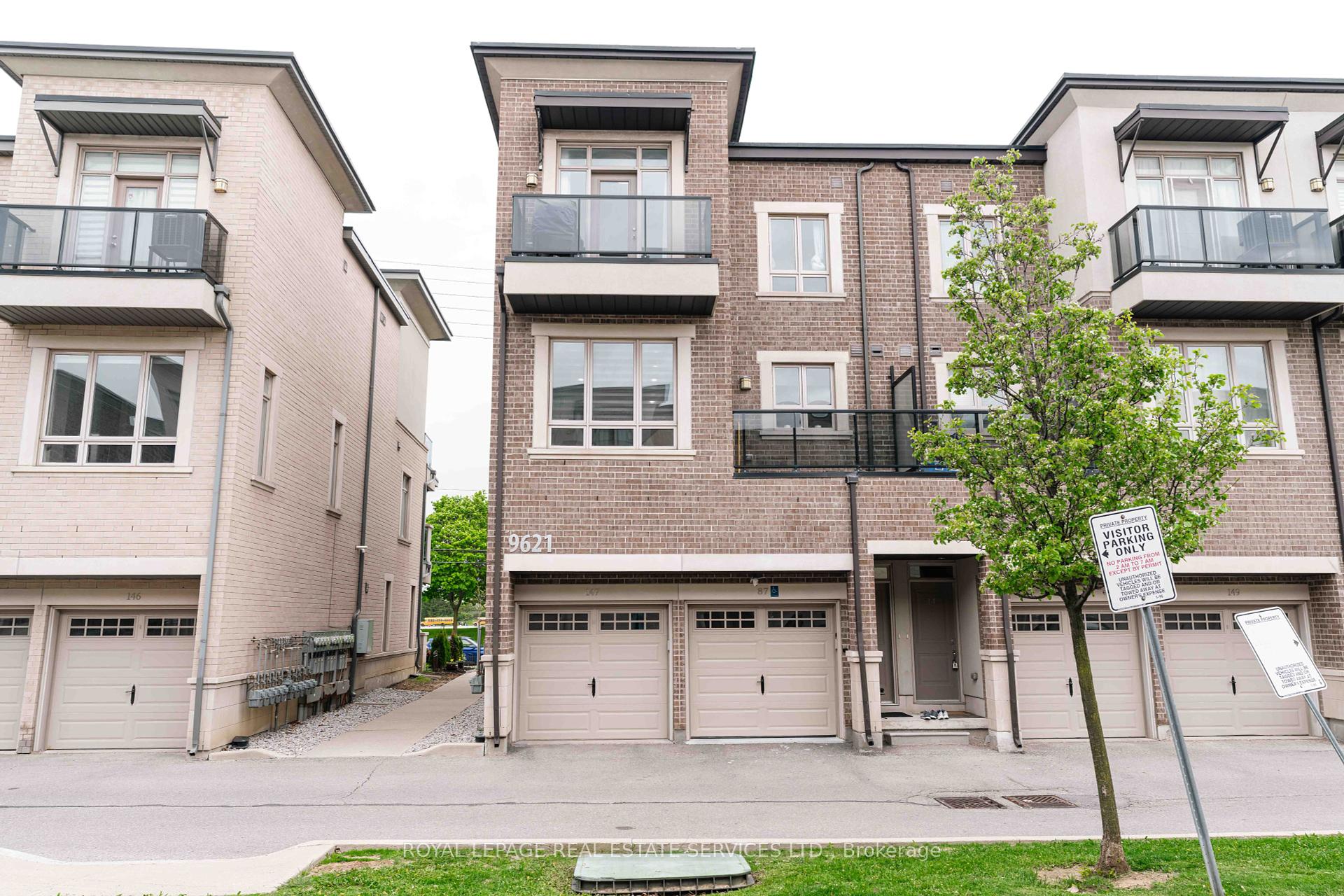 2 Bedrooms Condo at 9621 Jane, Vaughan For sale