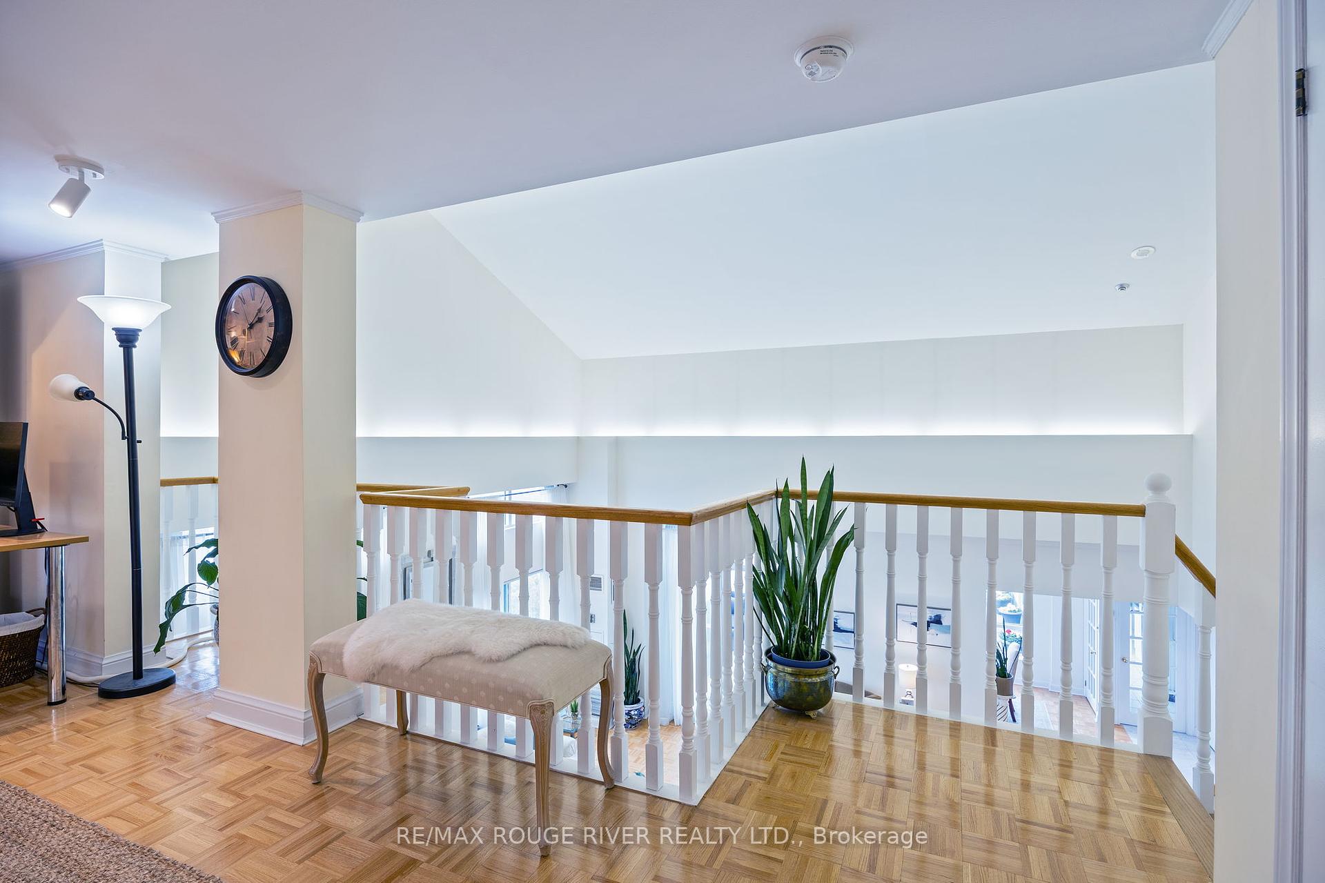 3 Bedrooms Condo at 101 Subway, Toronto For sale