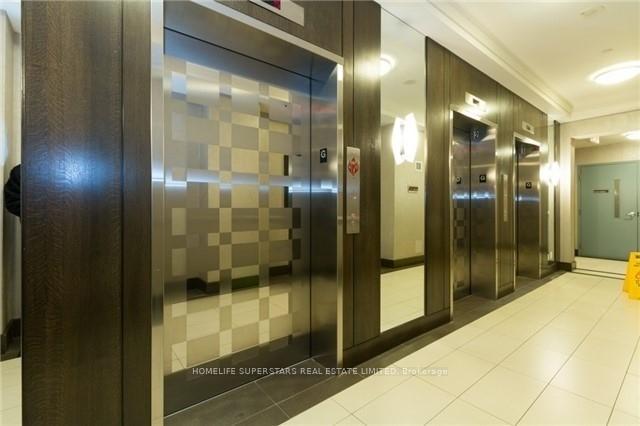 2 Bedrooms Condo at 6 Eva, Toronto For sale