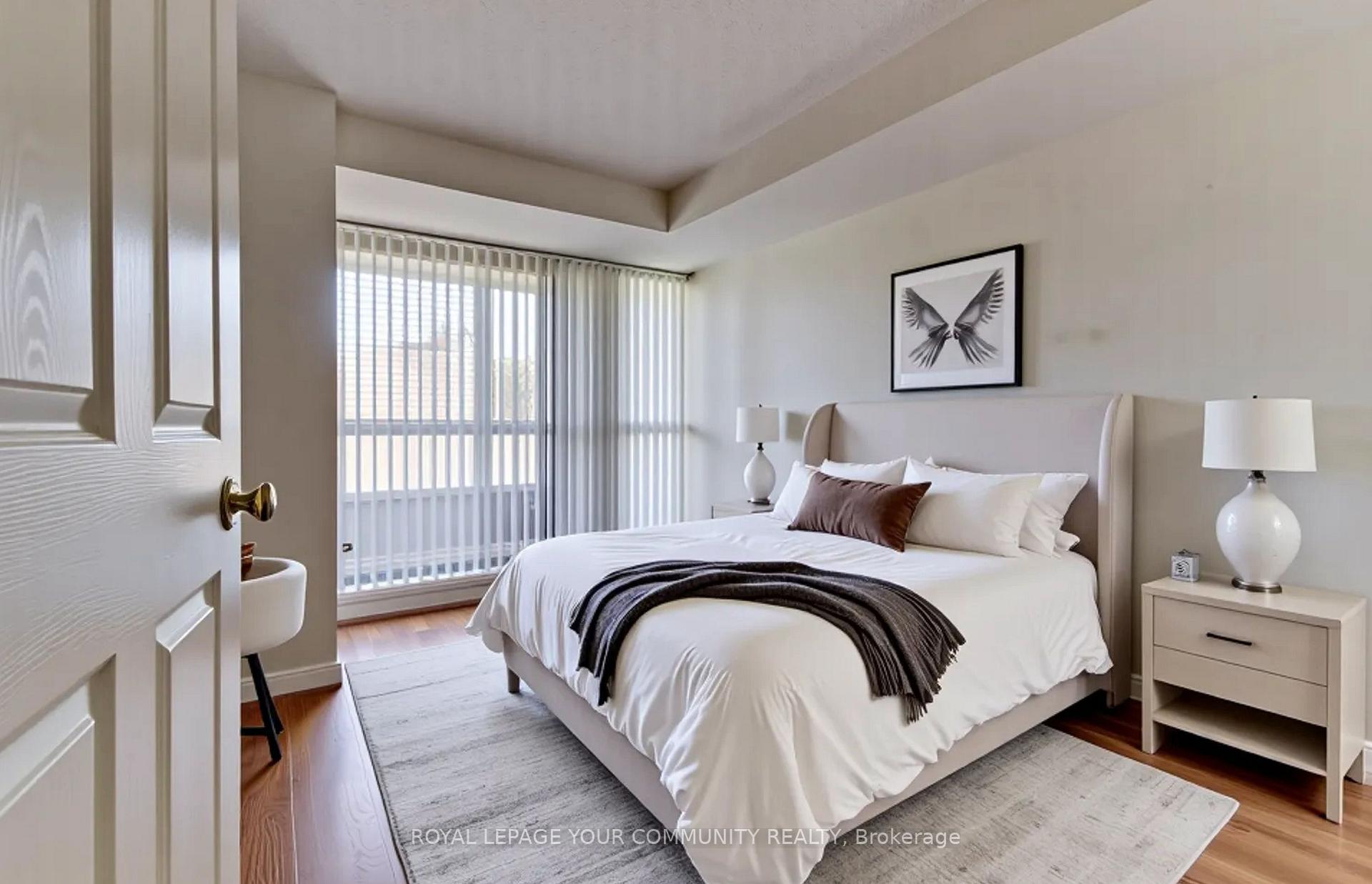 2 Bedrooms Condo at 889 Bay, Toronto For sale