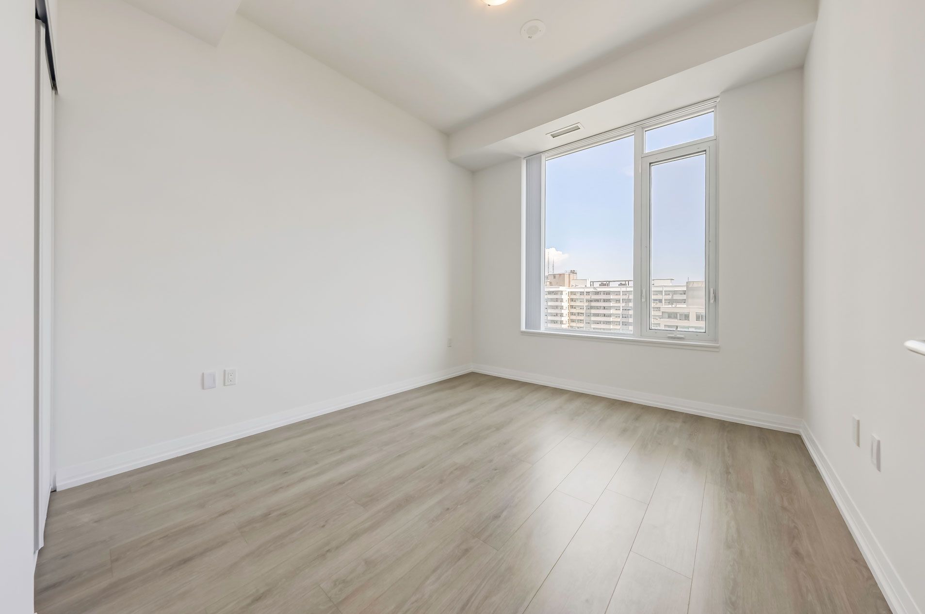25 Holly St Street LPH05