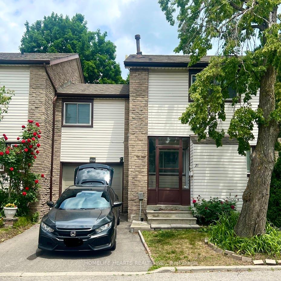 5 Bedrooms Condo at 50 Silverbell, Toronto For sale