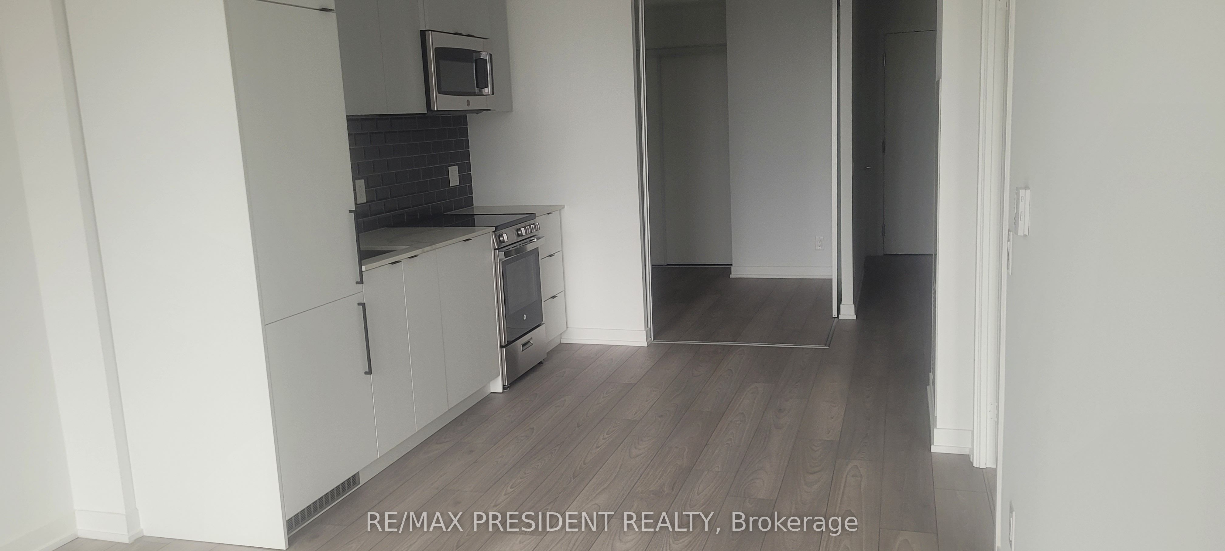 1182 King Street W, #321