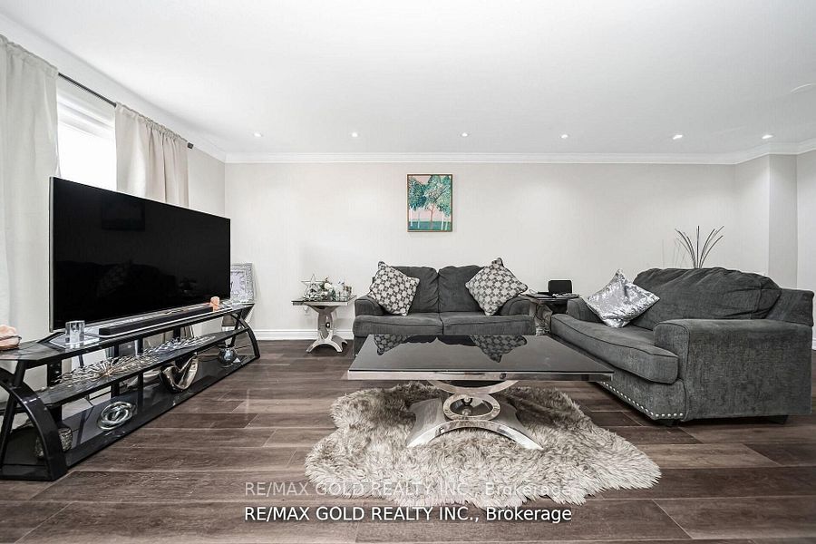 167 Ecclestone Drive