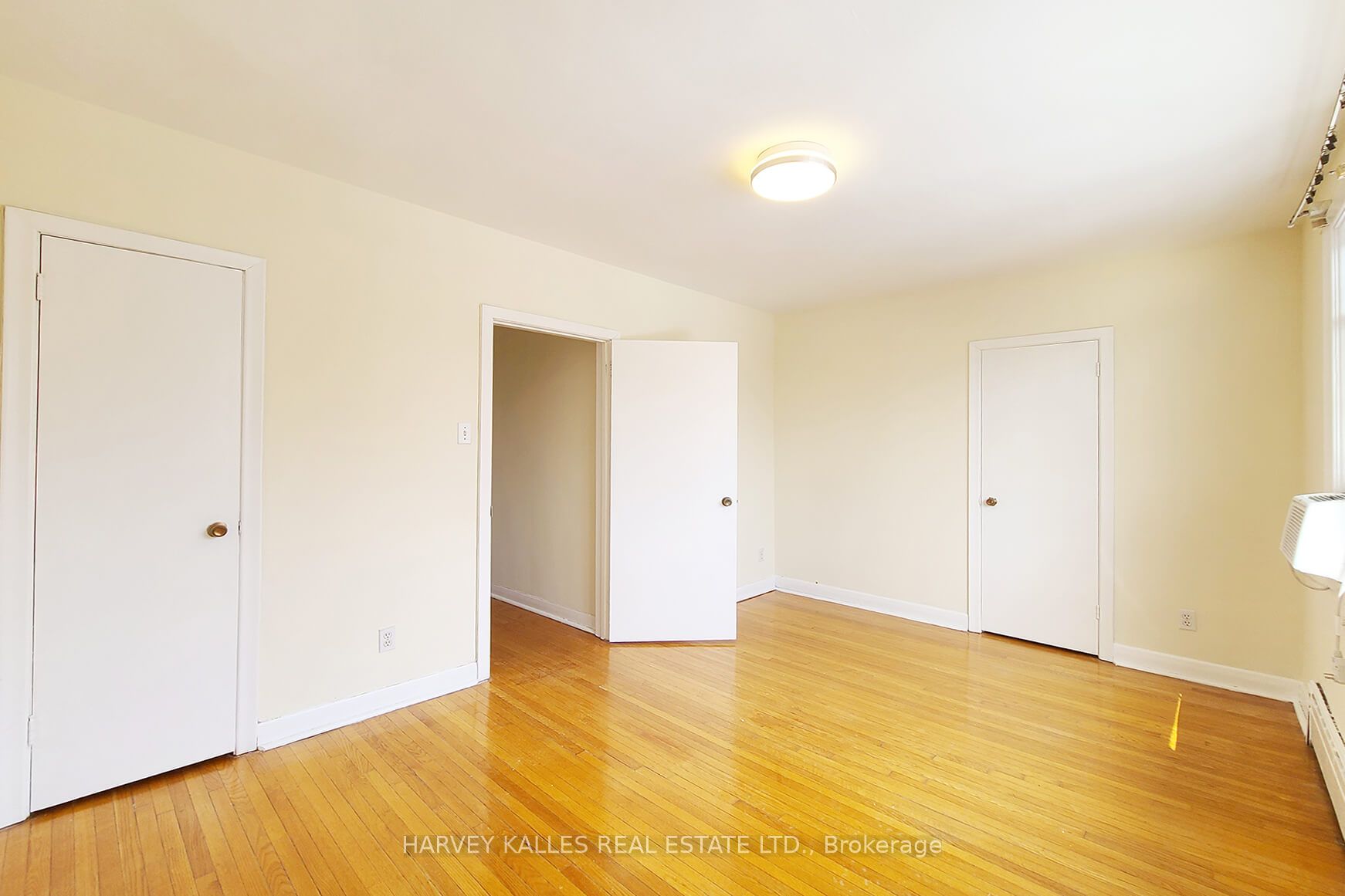 105 Gilmour Avenue 2