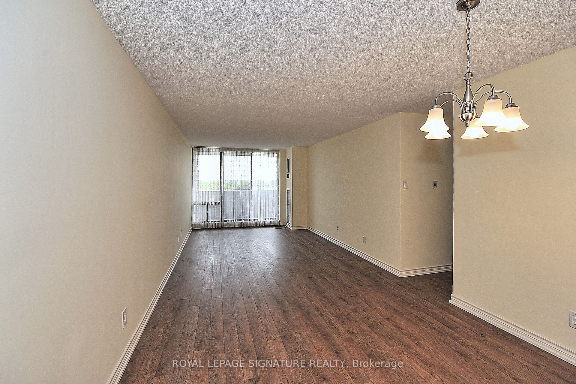 10 Tangreen Court, #702