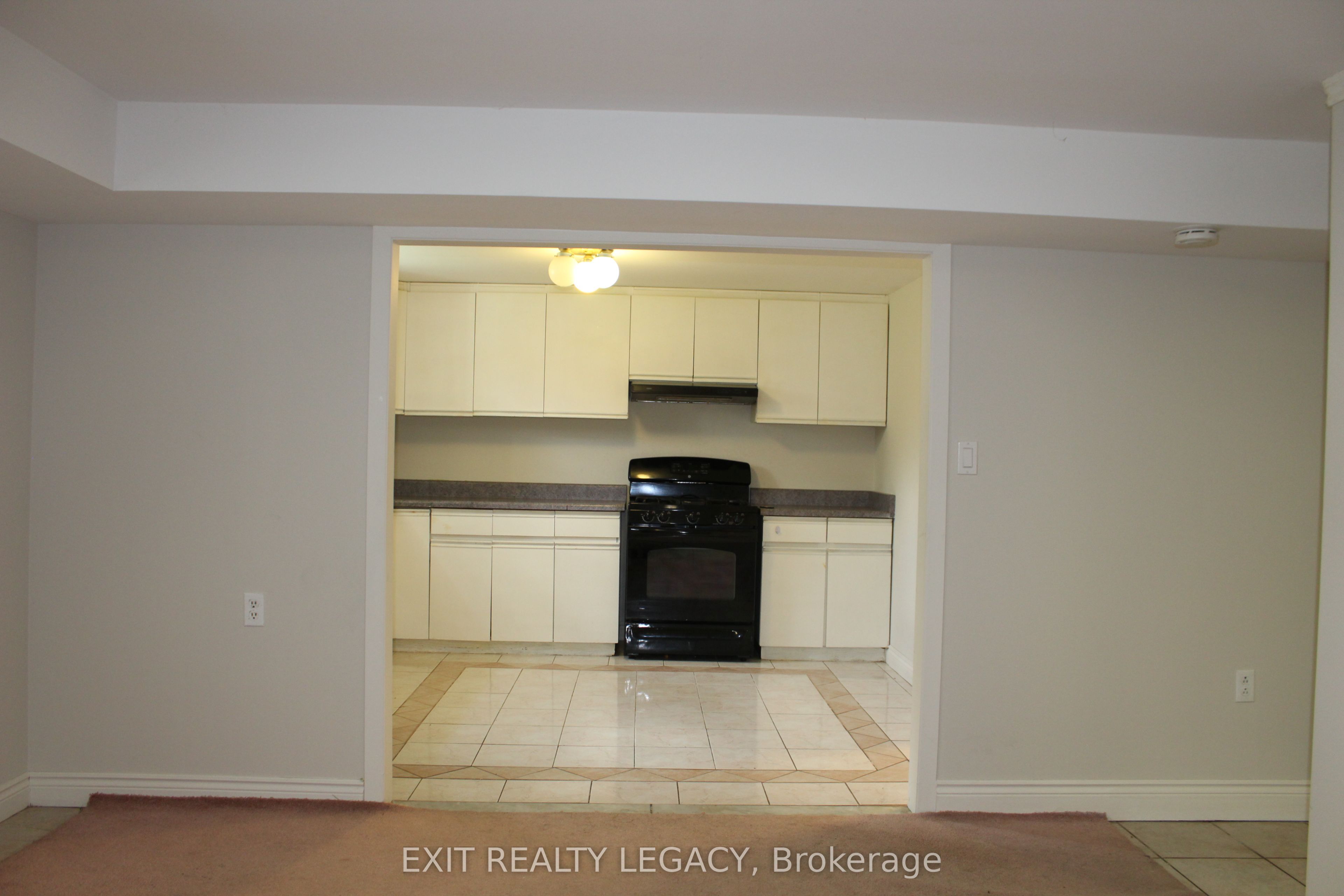 89 Bond Crescent