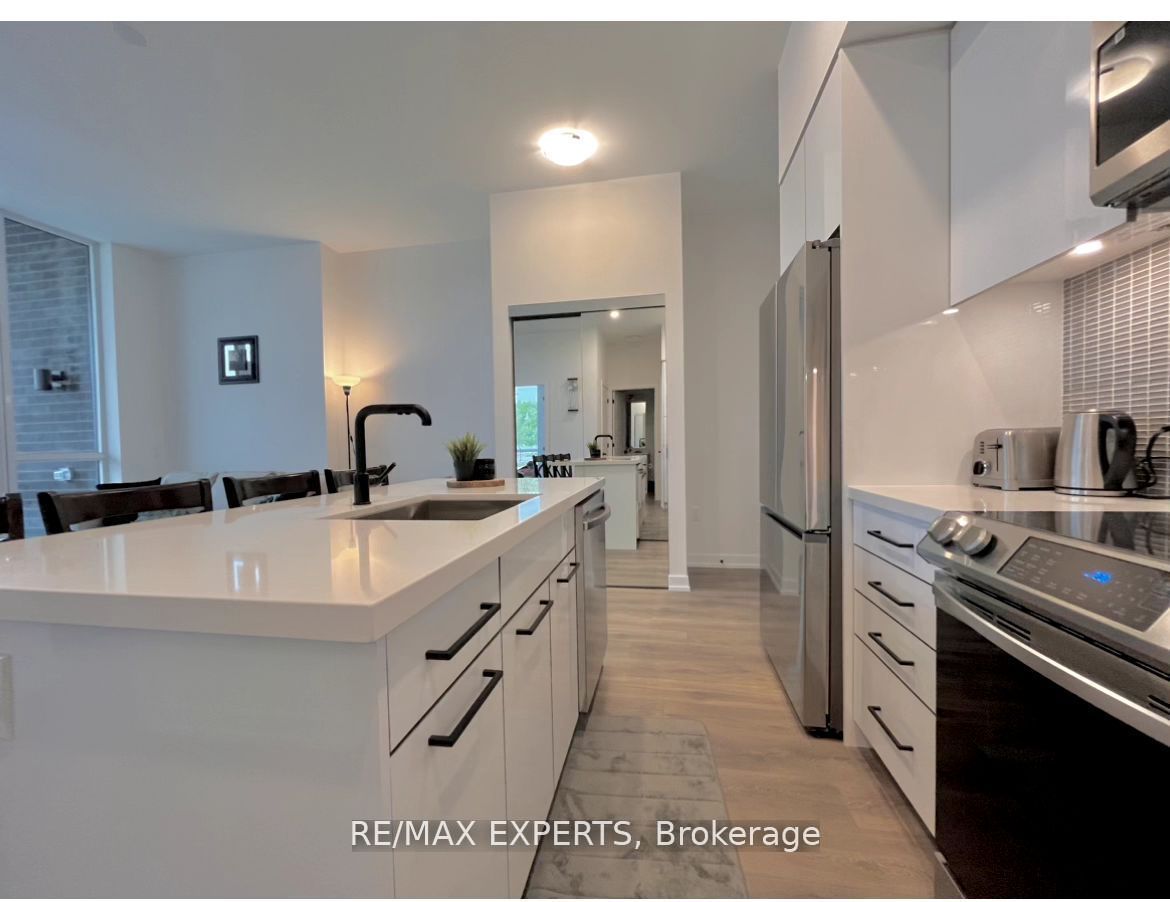 415 Sea Ray Avenue 105