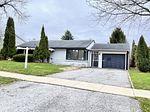 5866 Valley Way, Niagara Falls, ON L2E 1Y1