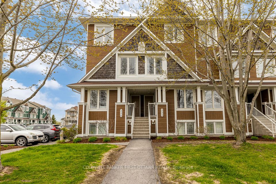 326 Crownridge