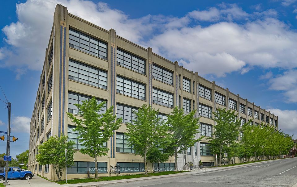1001 Roselawn