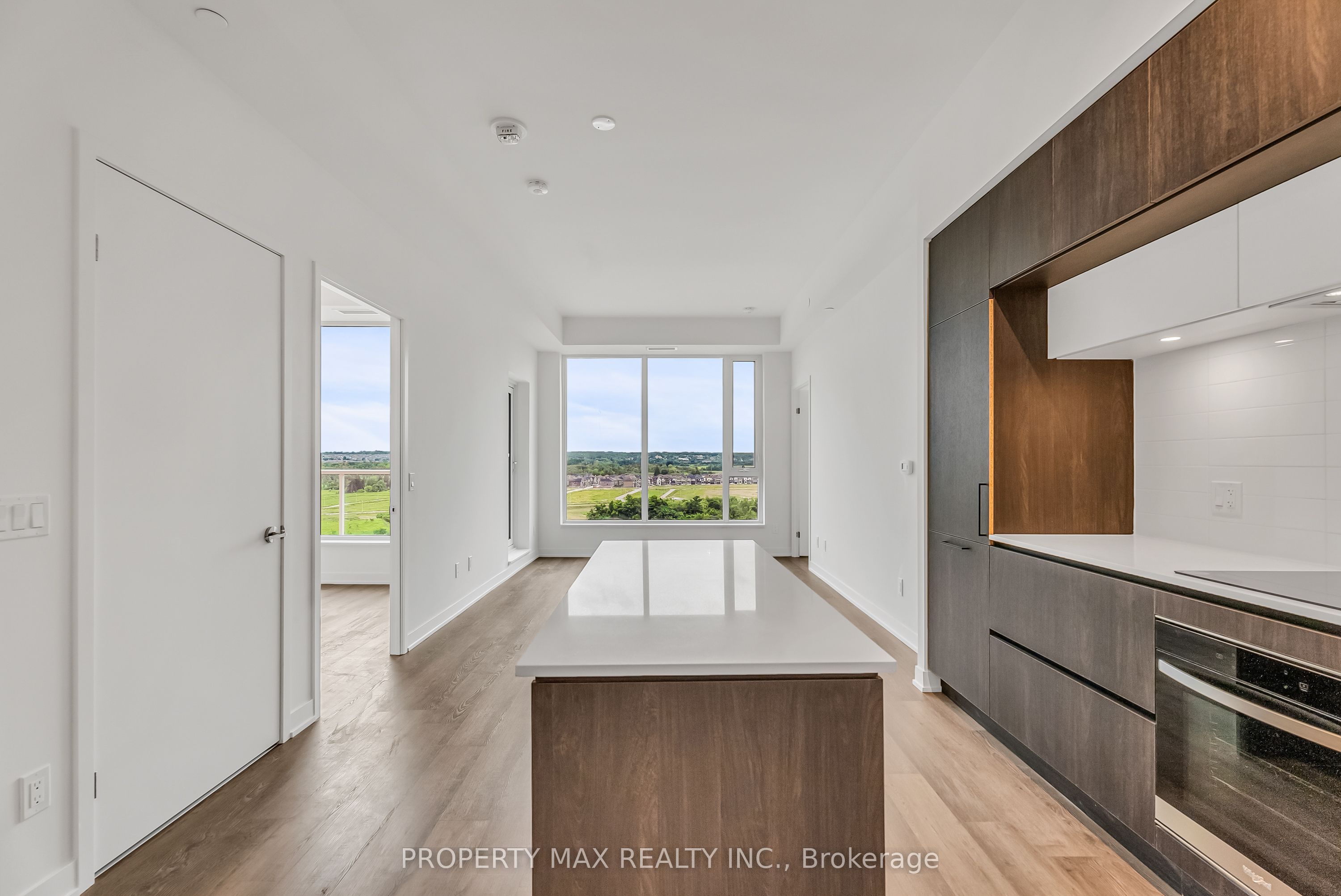 2 David Eyer Road, #1428