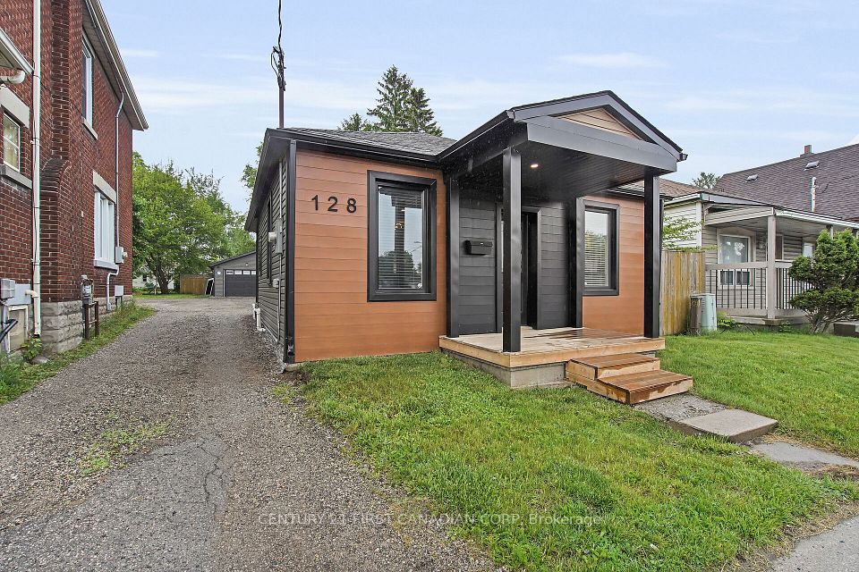 128 Adelaide
