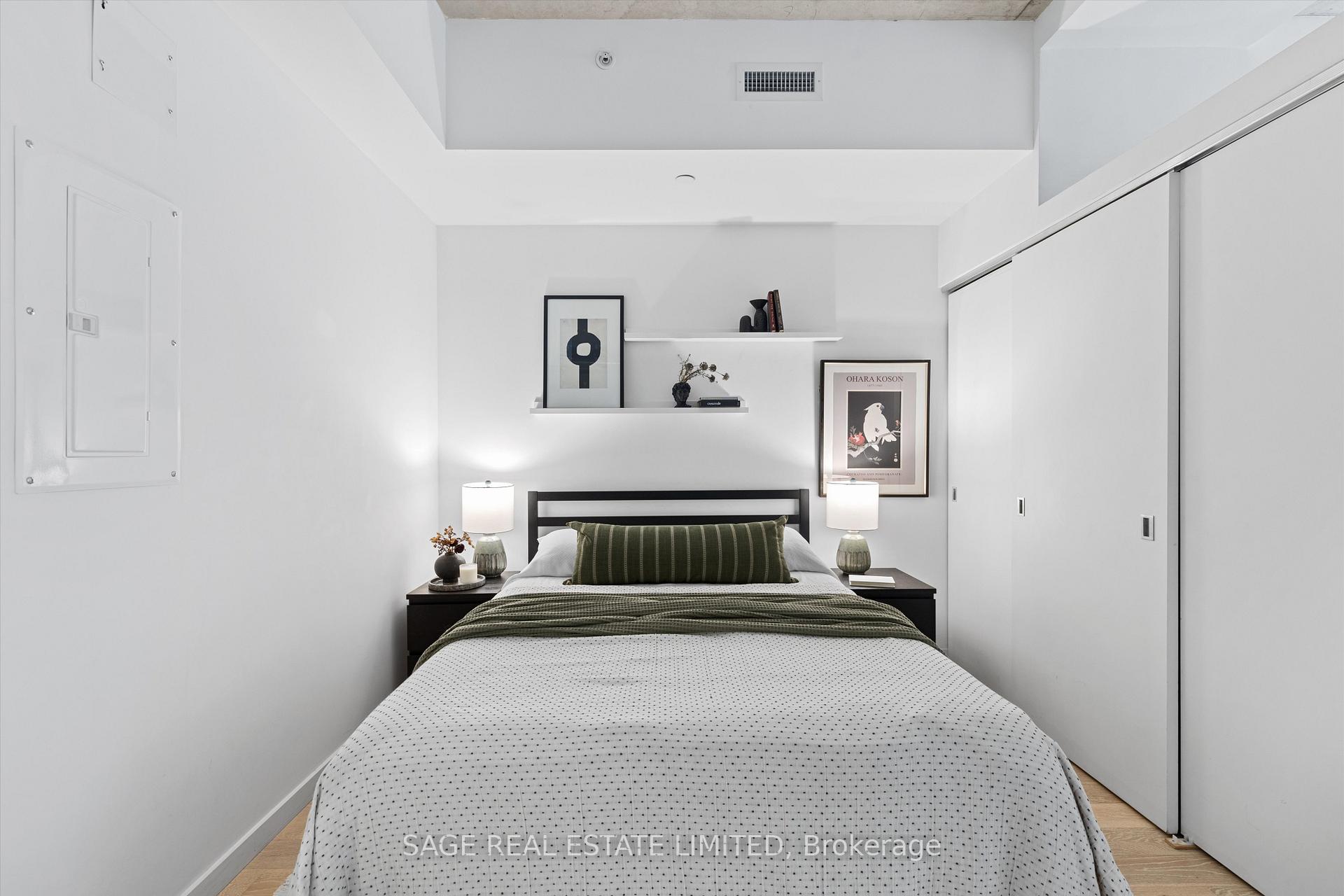 1 Bedroom Condo at 170 Bayview, Toronto For sale