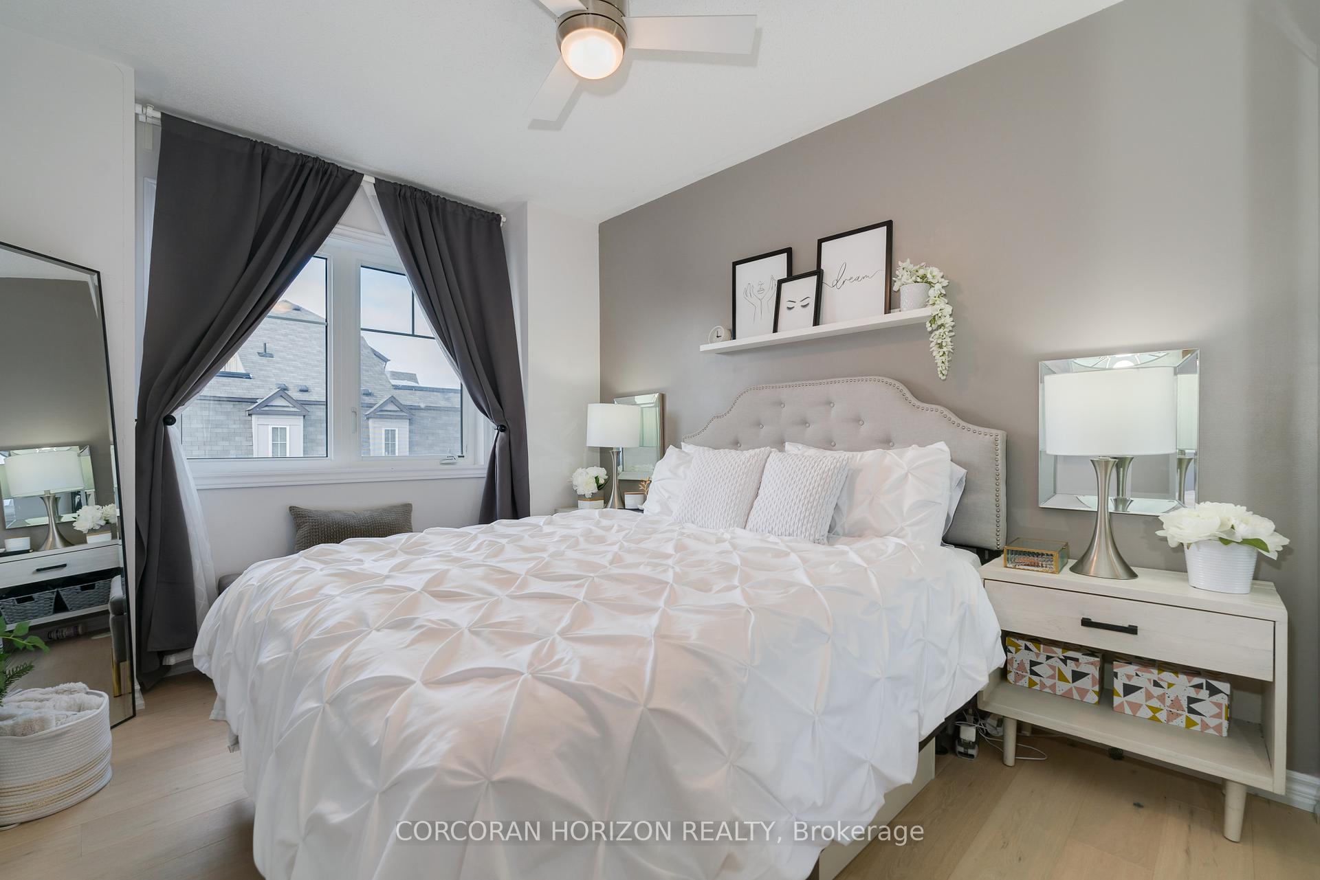 3 Bedrooms Condo at 11 Eaton Park, Toronto For sale