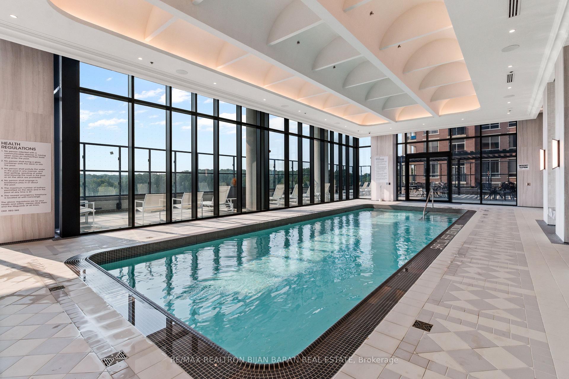 3 Bedrooms Condo at 10 Inn On The Park, Toronto For sale