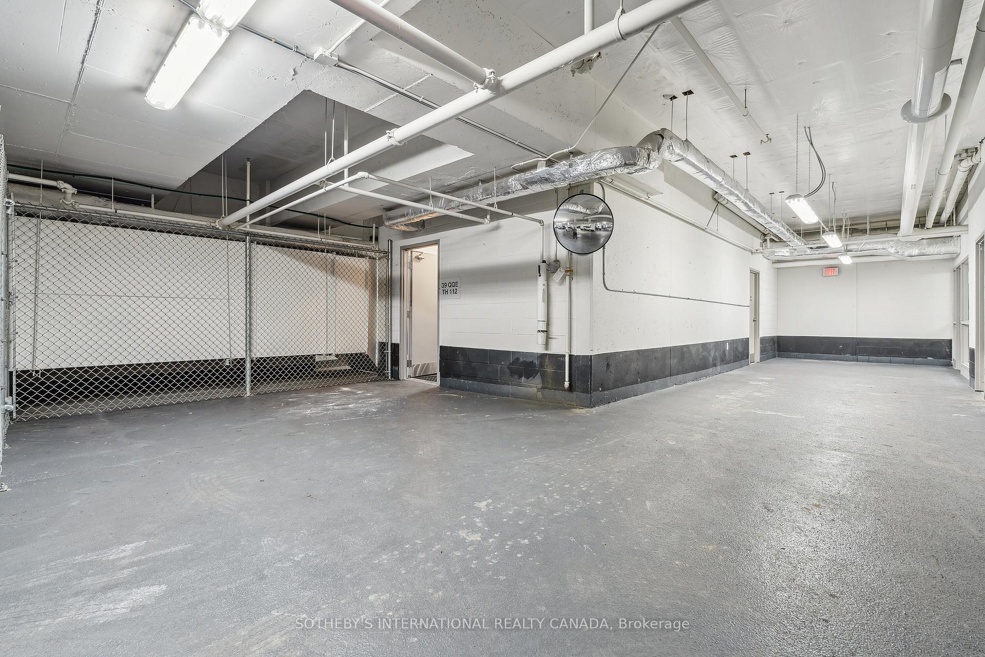 3 Bedrooms Condo at 39 Queens, Toronto For sale