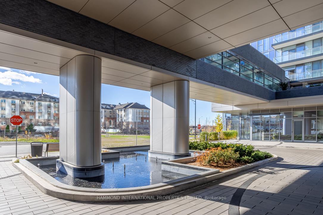 4 Bedrooms Condo at 20 Gatineau,  Vaughan For sale