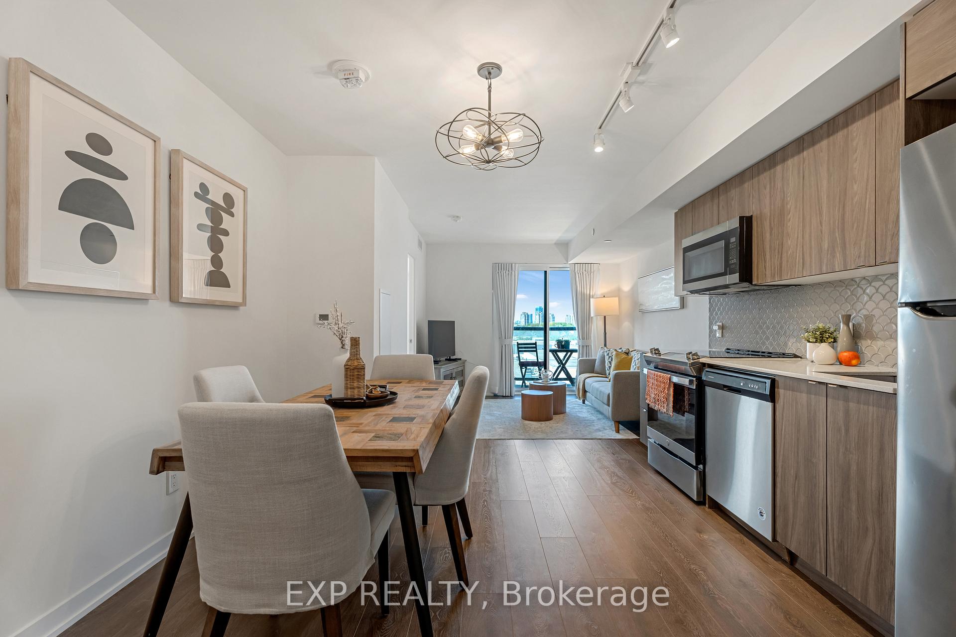 2 Bedrooms Condo at 1401 O’Connor, Toronto For sale