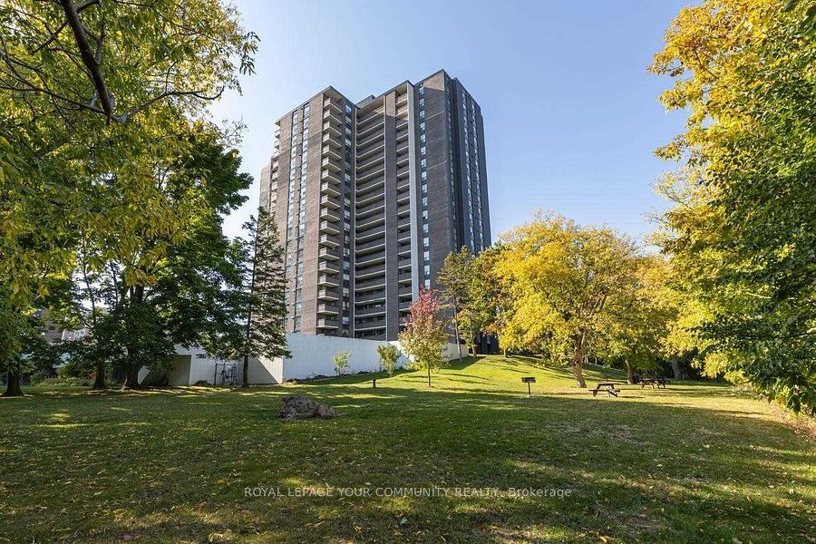 #205 - 1535 Lakeshore Road, Mississauga, ON L5E 3E2