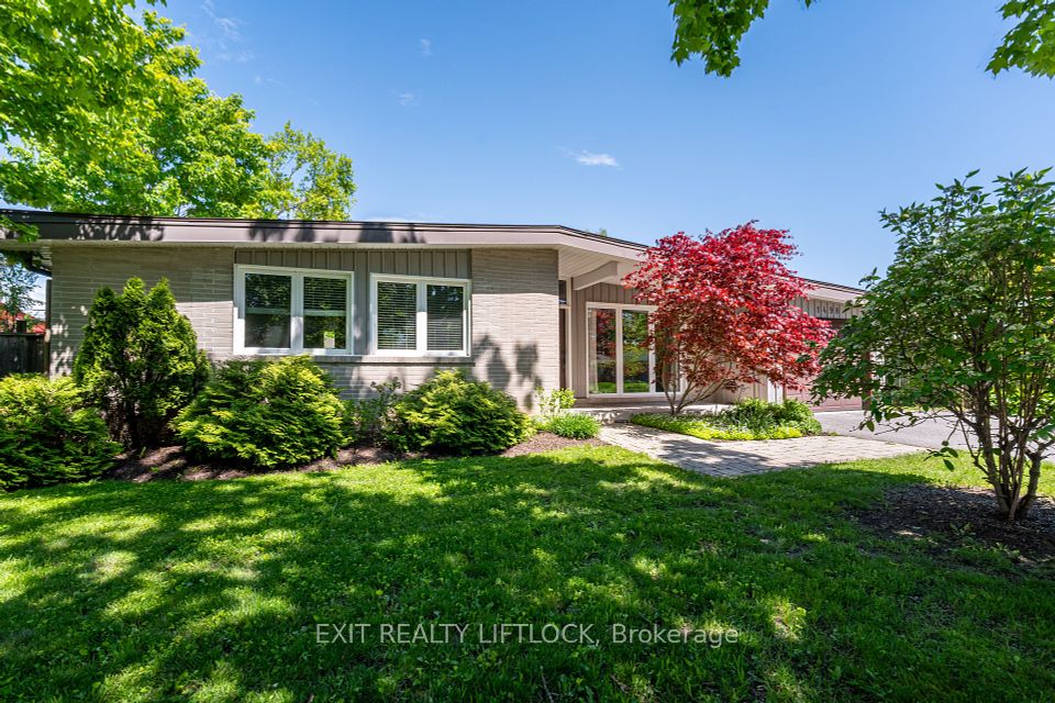 1498 Mayfair