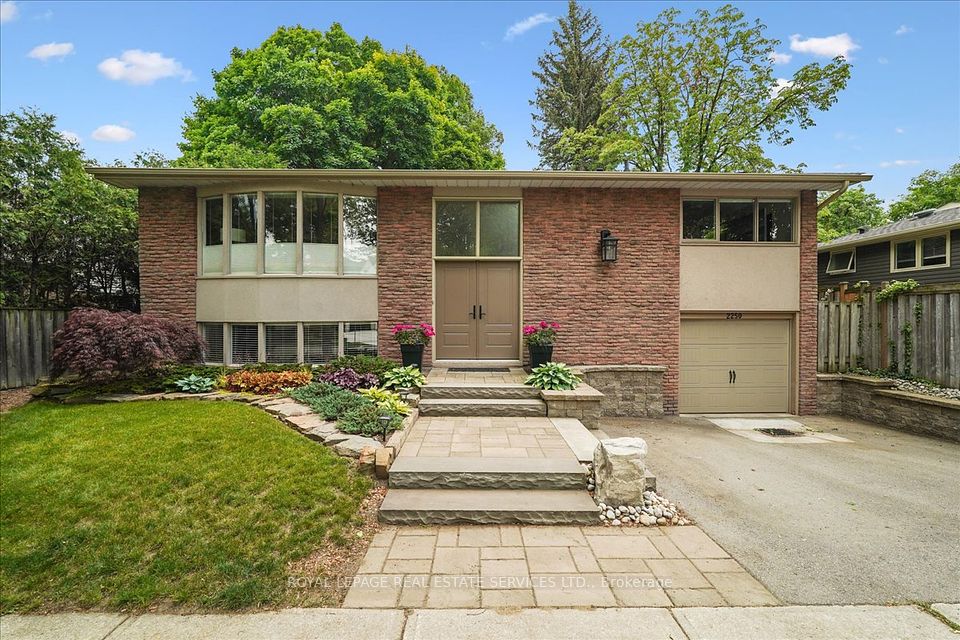 2250 Dunedin Road