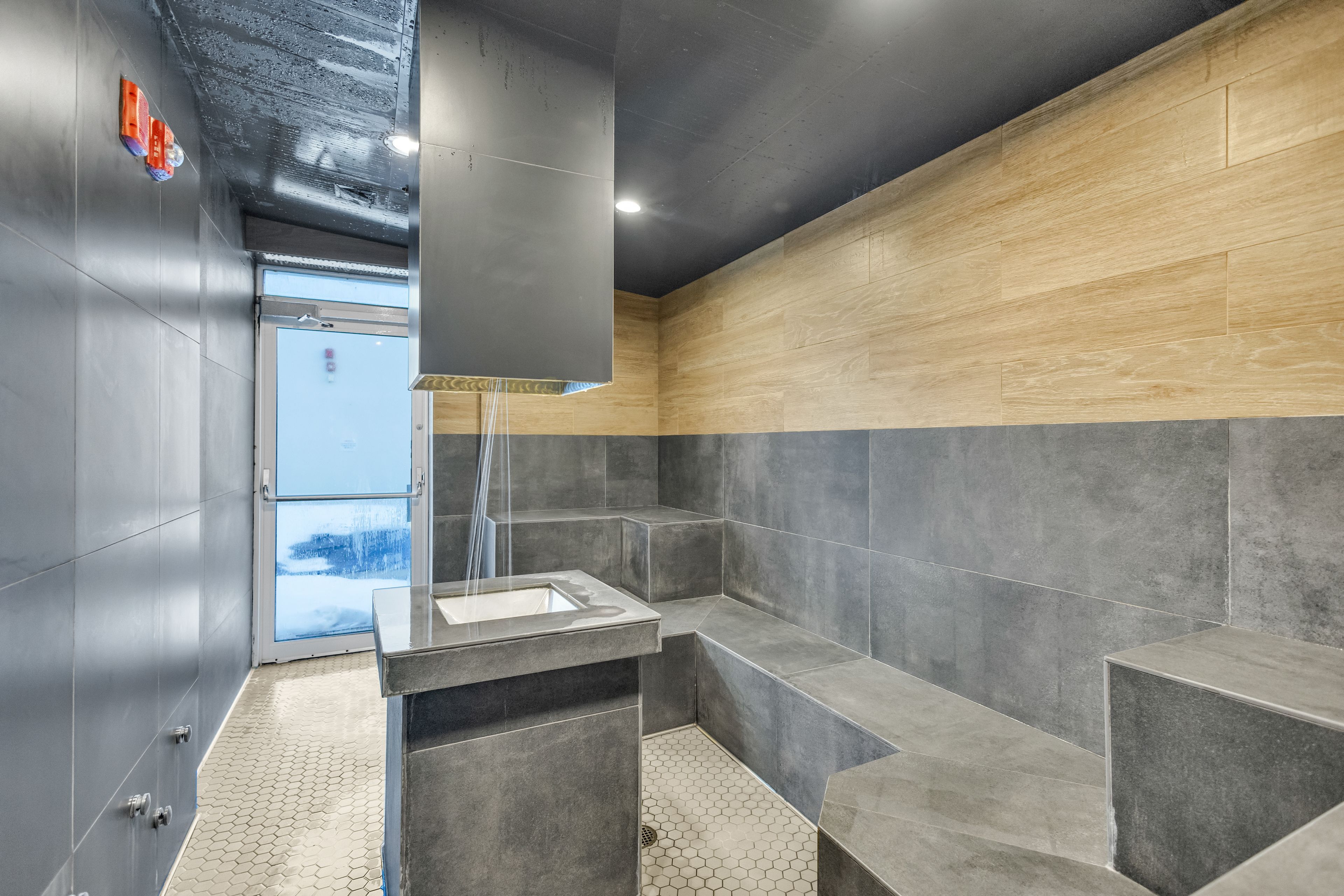 3018 Yonge Street 408