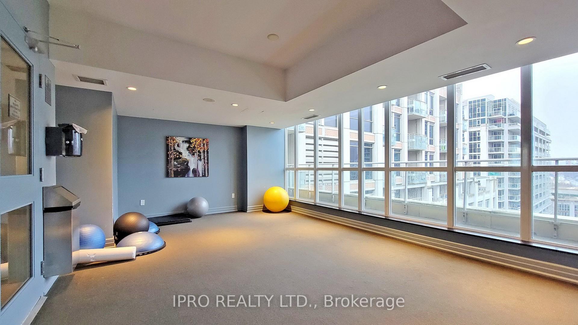 2 Bedrooms Condo at 628 Fleet, Toronto For sale